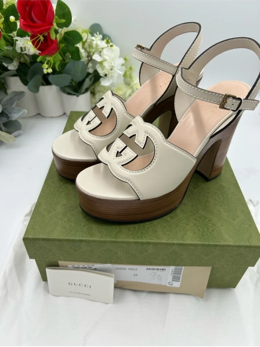 Women’s Gucci interlocking GG leather platform sandals size 39 made in Italy. - Picture 7 of 11